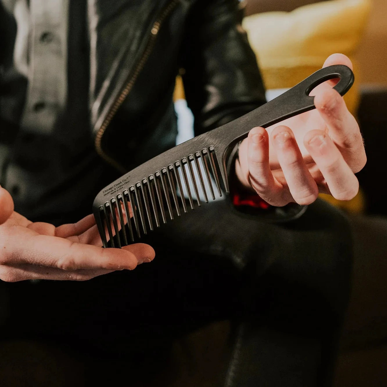 Hair Comb Model No. 8 – Carbon Fiber